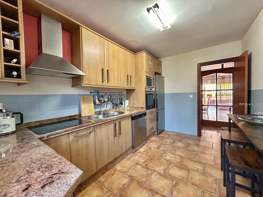 Semi-Detached House in Estepona — photo 9 of 10