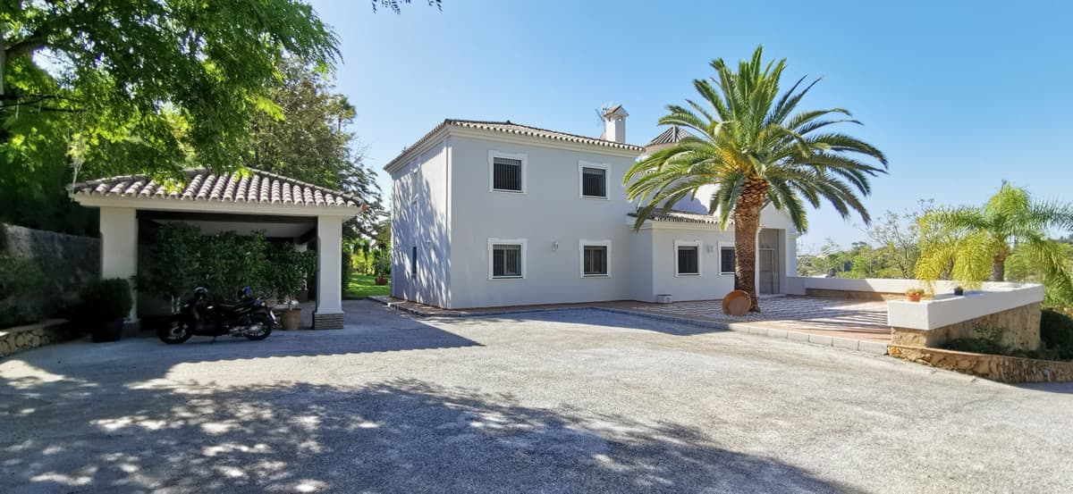 Detached Villa in Estepona — photo 7 of 10
