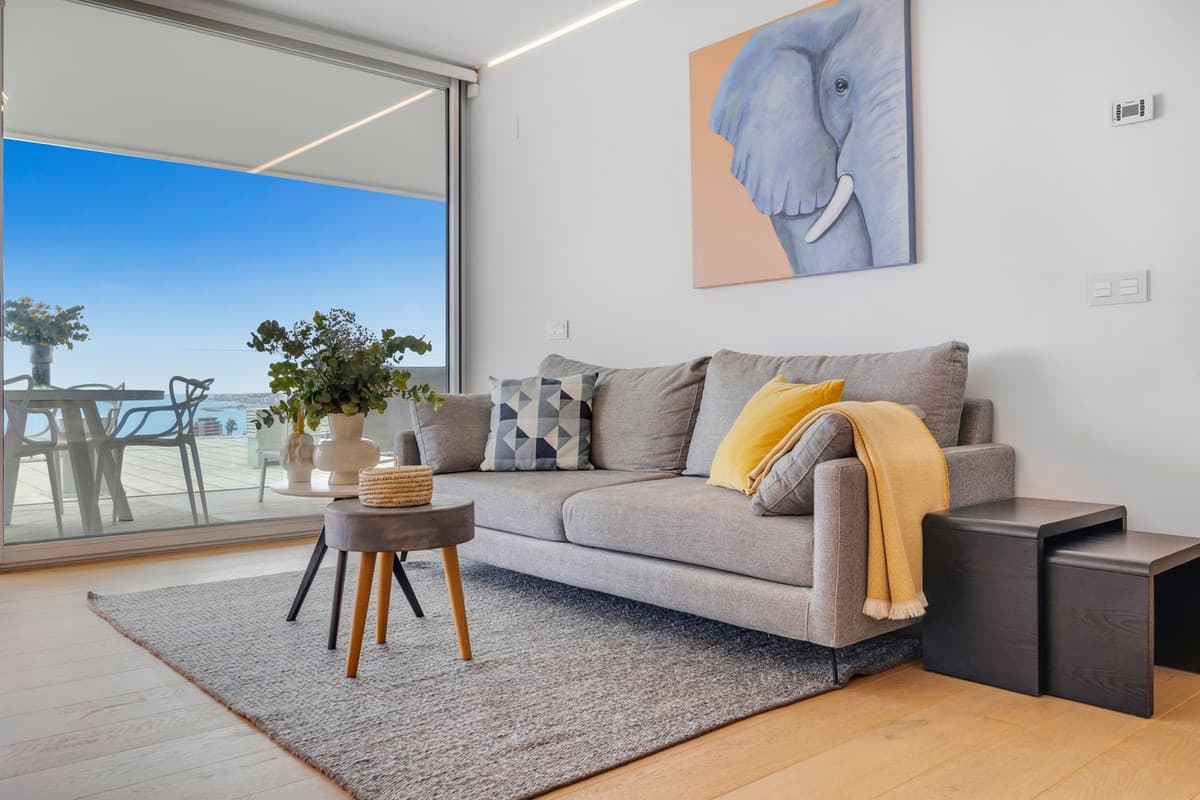 Middle Floor Apartment in Fuengirola — photo 3 of 10