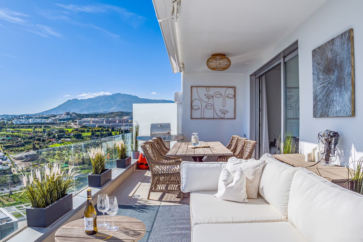 Middle Floor Apartment in Cancelada — photo 6 of 10