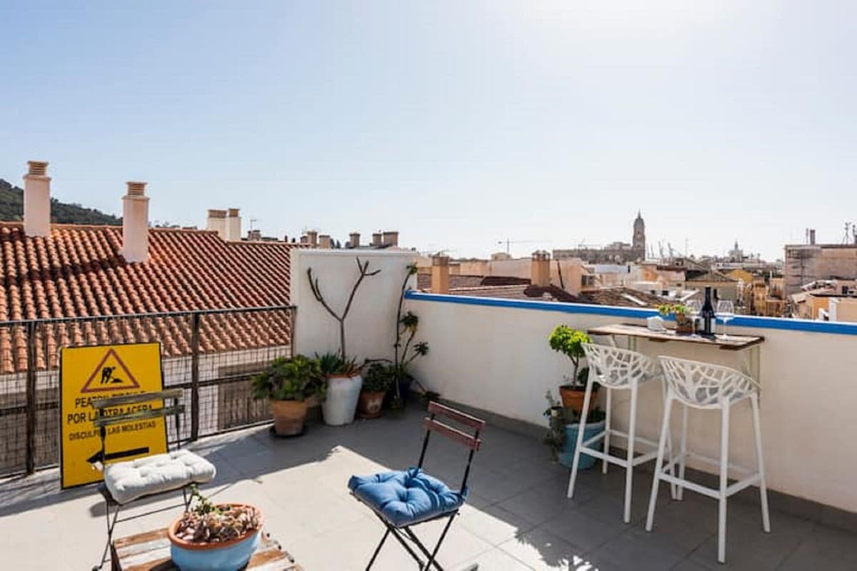 Top Floor Apartment in Málaga Centro — photo 1 of 9