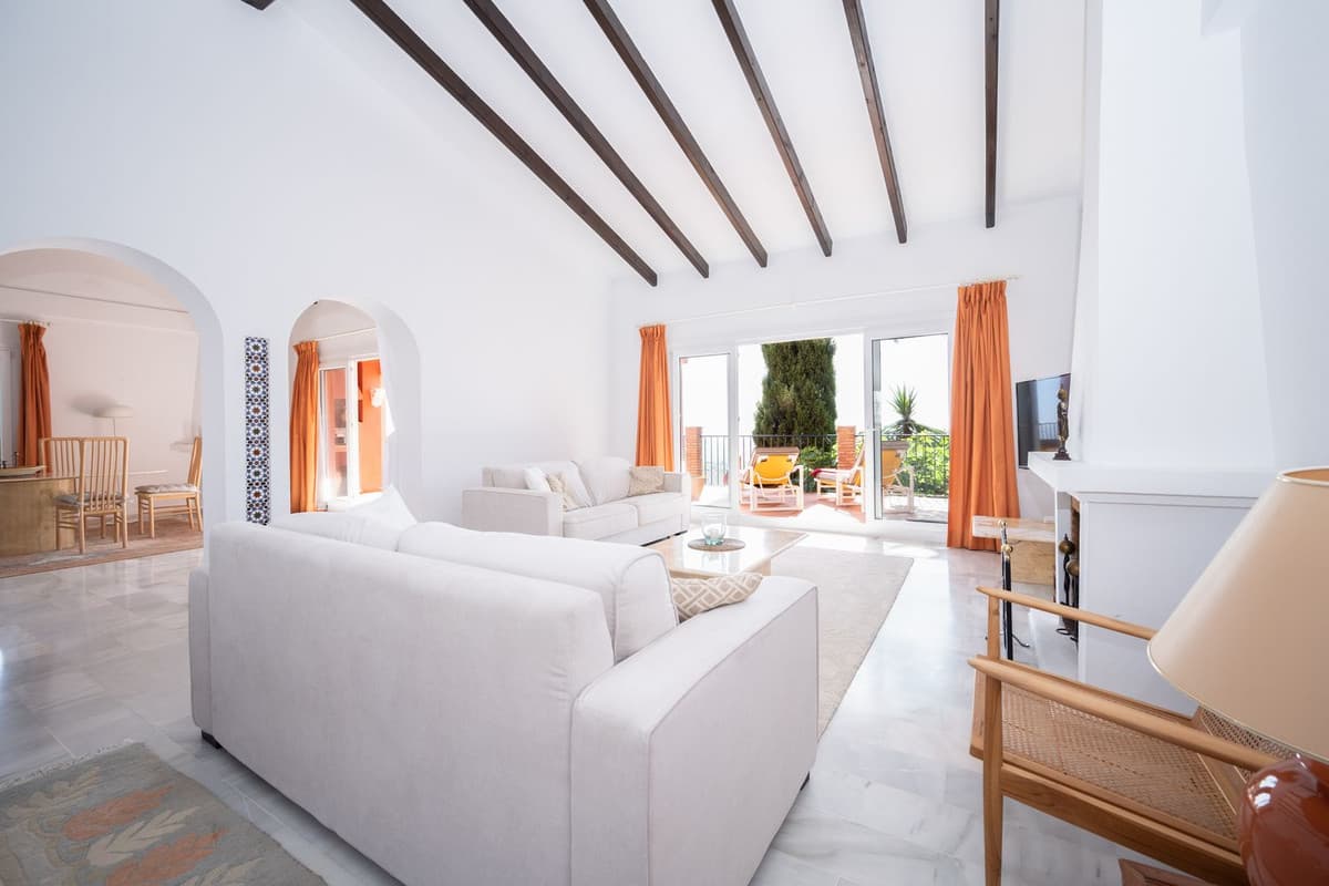 Detached Villa in Elviria — photo 7 of 10