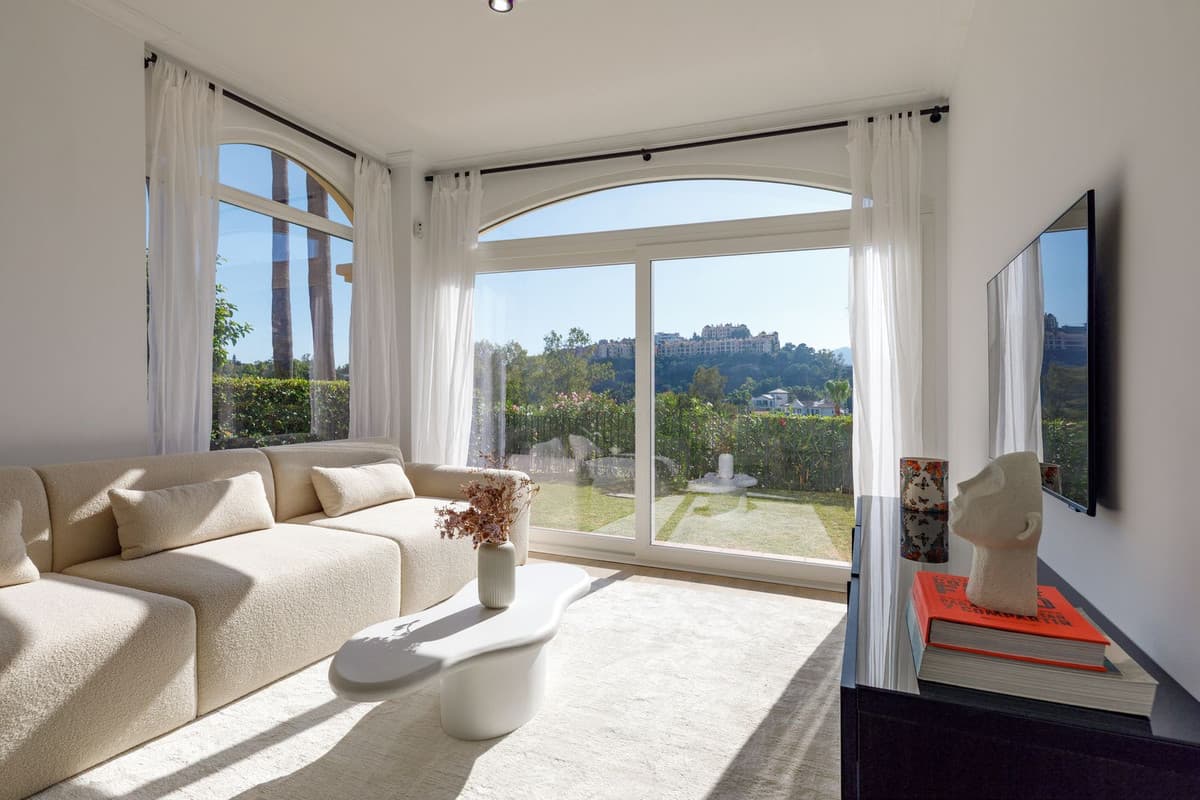 Ground Floor Apartment in La Quinta — photo 1 of 10