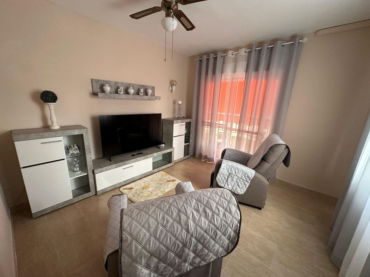 Middle Floor Apartment in Estepona — photo 1 of 10