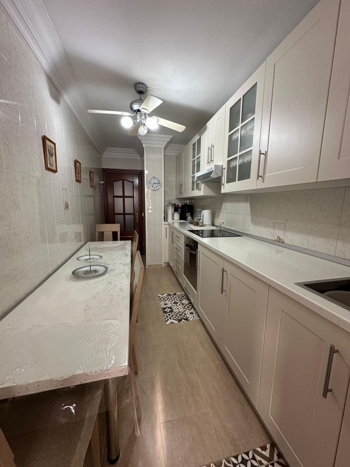Middle Floor Apartment in Estepona — photo 6 of 10