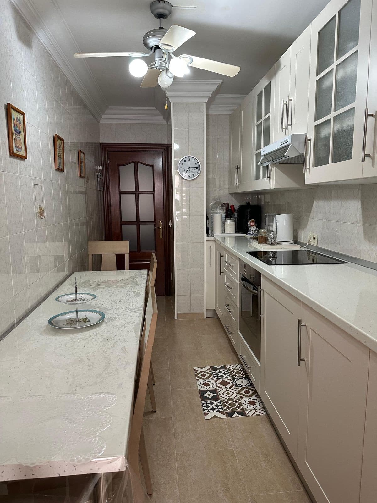 Middle Floor Apartment in Estepona — photo 7 of 10