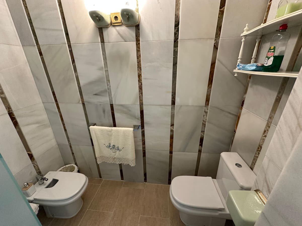 Middle Floor Apartment in Estepona — photo 10 of 10