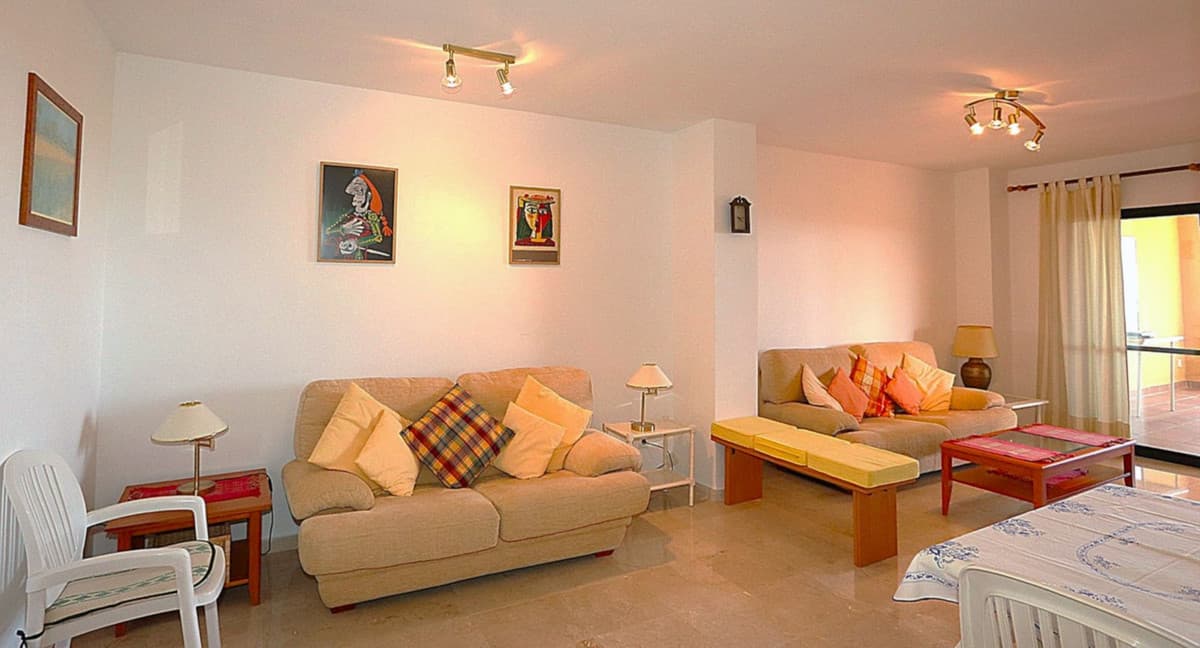 Middle Floor Apartment in Selwo — photo 2 of 10