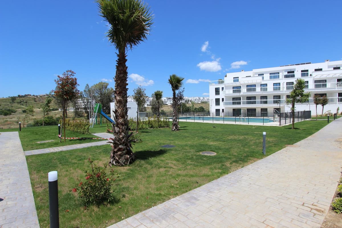 Middle Floor Apartment in La Cala de Mijas — photo 7 of 10