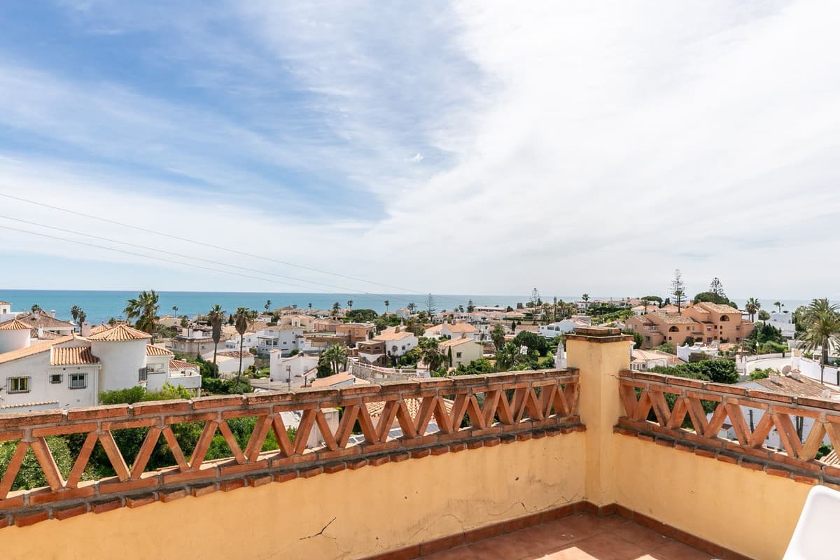 Detached Villa in Mijas — photo 1 of 10