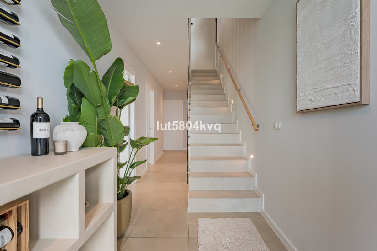 Semi-Detached House in Riviera del Sol — photo 10 of 10