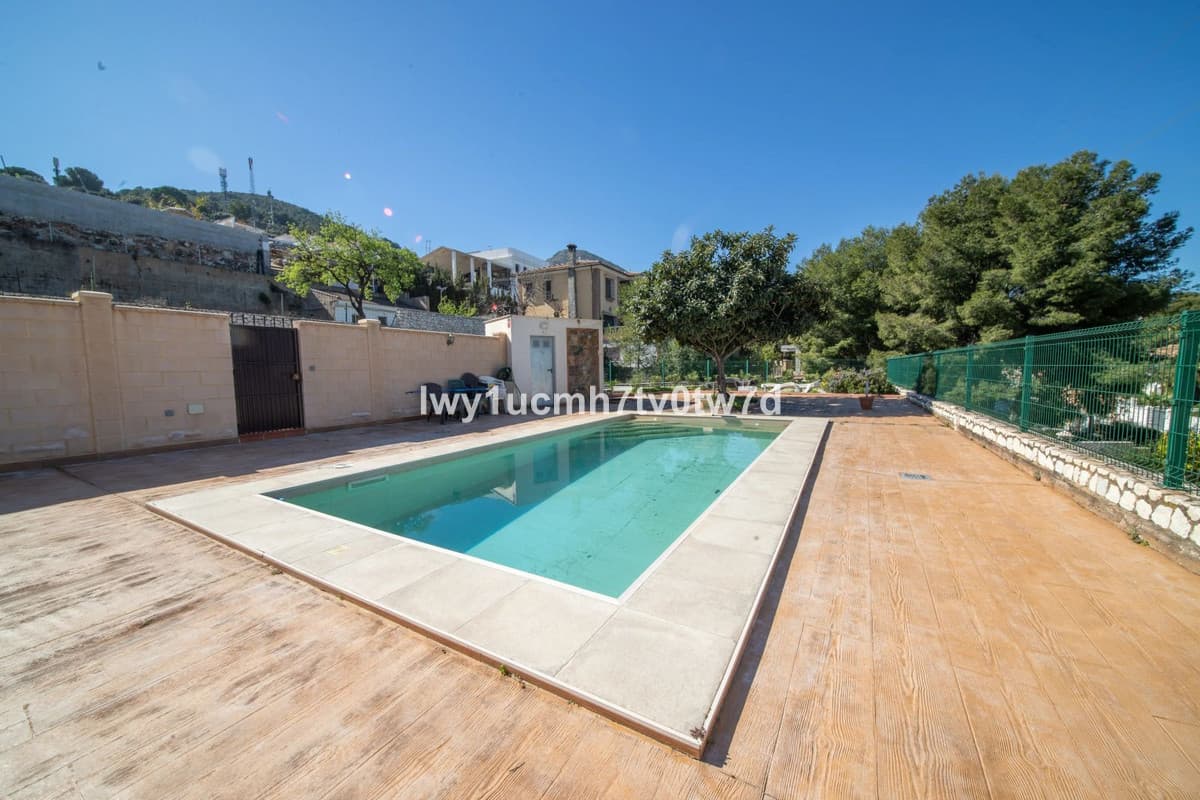 Detached Villa in Alhaurín de la Torre — photo 7 of 10