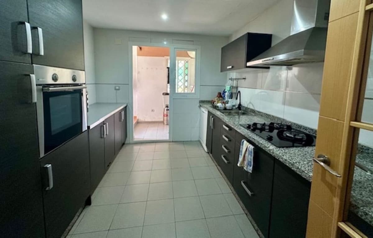 Ground Floor Apartment in Estepona — photo 6 of 10