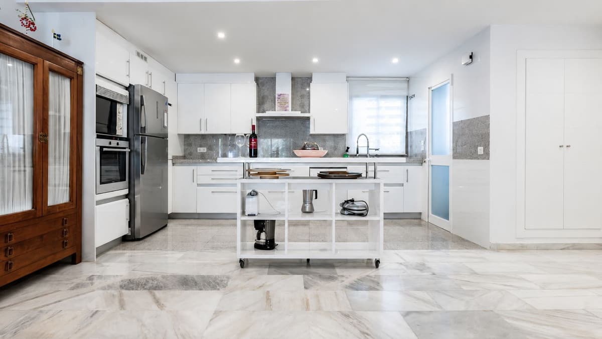 Ground Floor Apartment in Elviria — photo 8 of 10