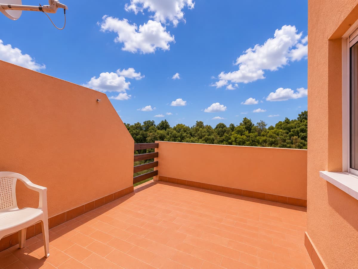 Penthouse Duplex in Casares — photo 10 of 10