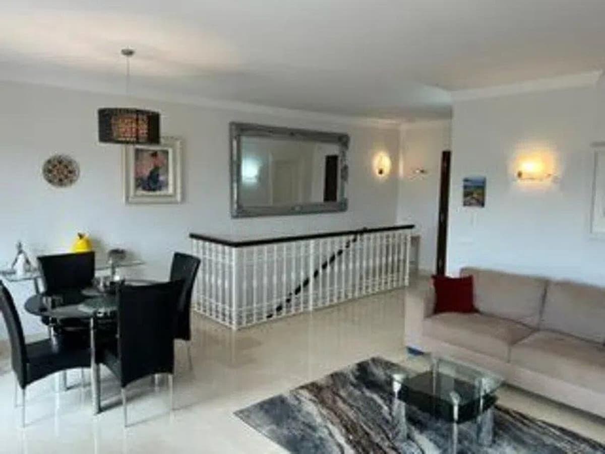 Townhouse in Nueva Andalucía — photo 4 of 10