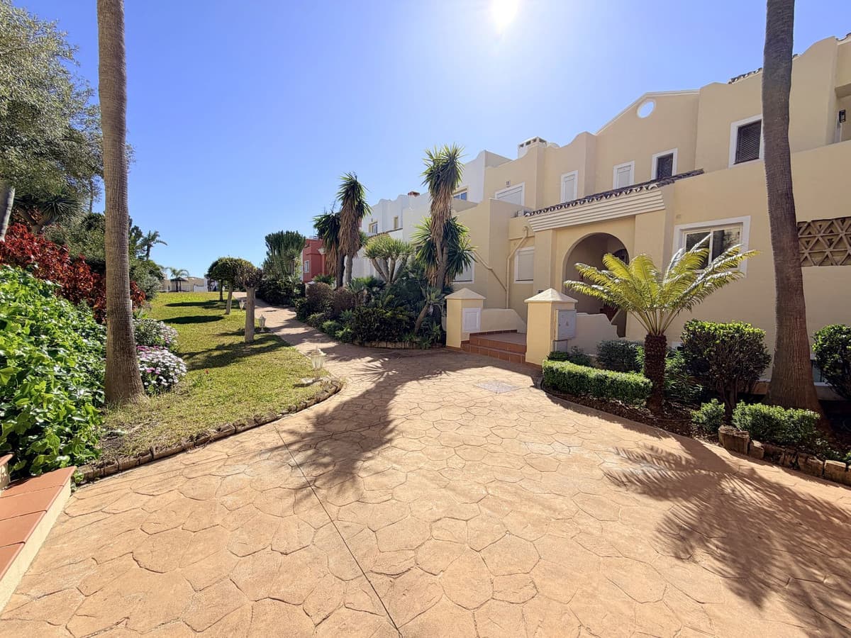 Penthouse Duplex in Casares Playa — photo 8 of 10