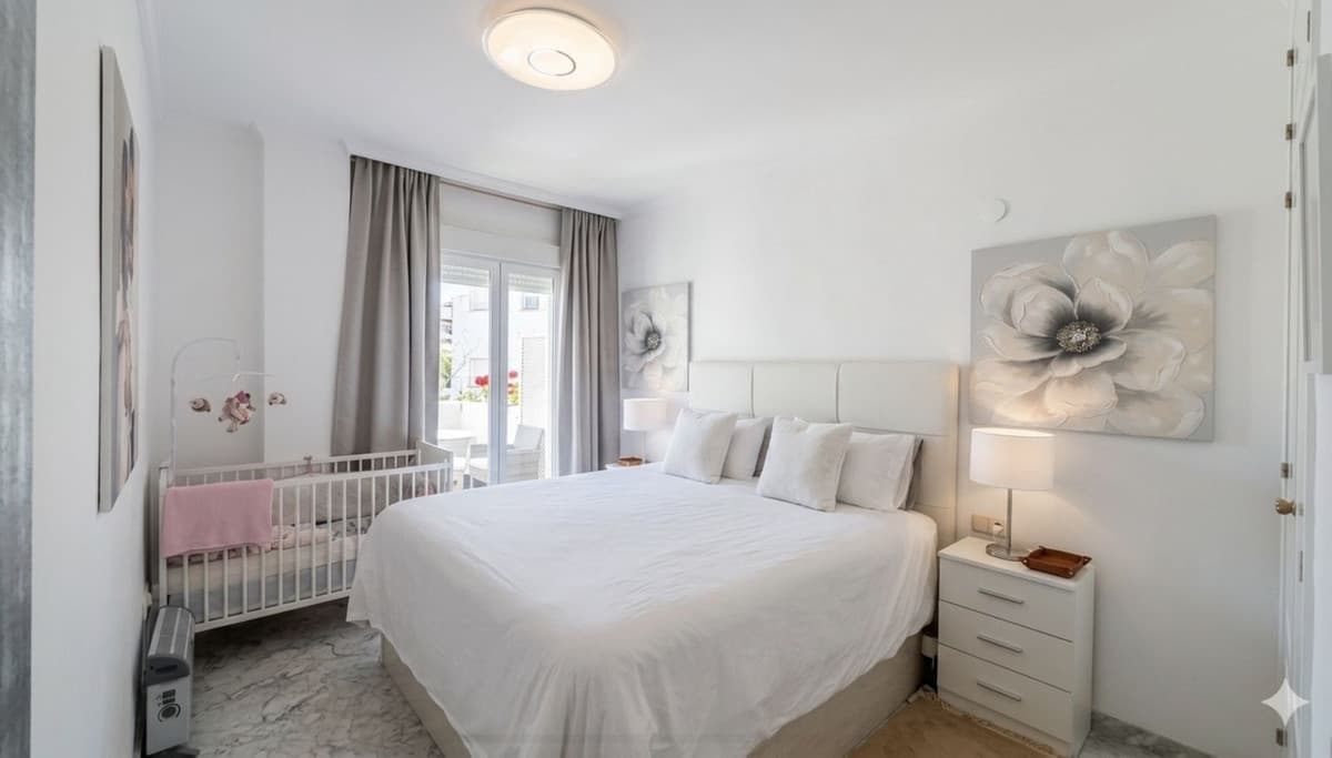 Ground Floor Apartment in Marbella — photo 6 of 10