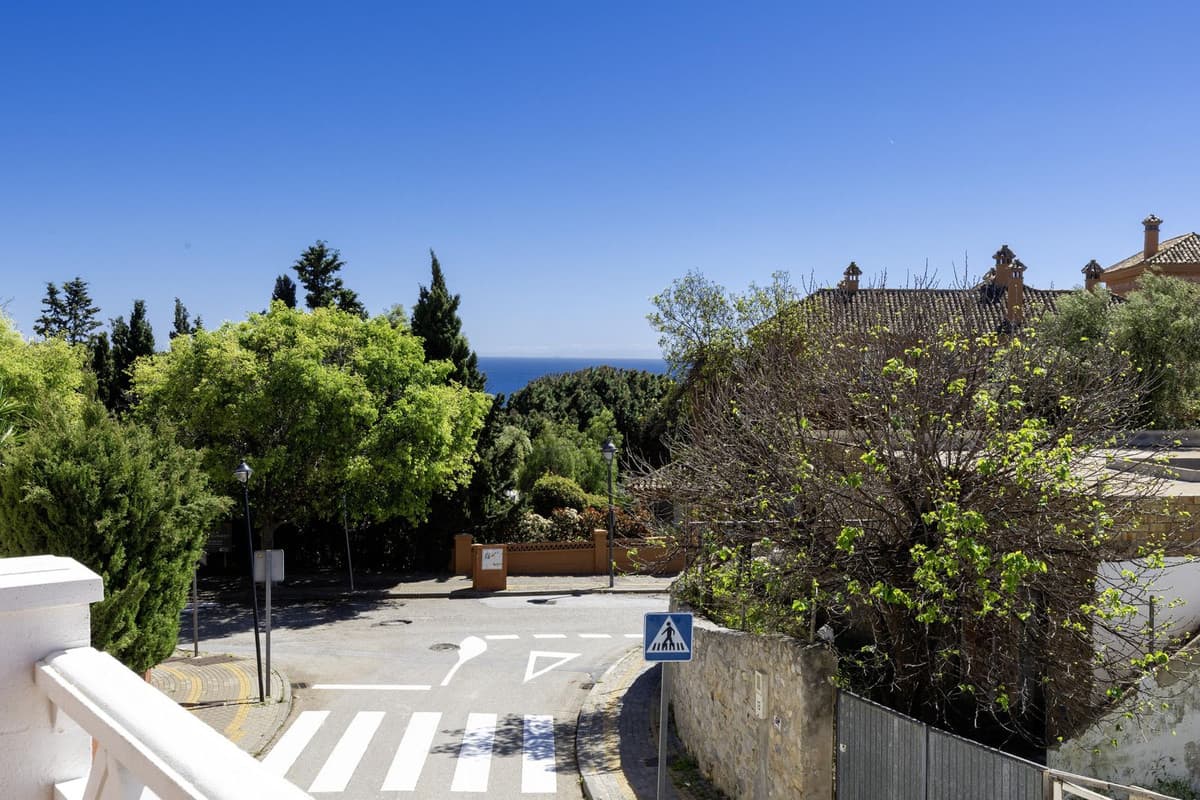 Detached Villa in Marbella — photo 7 of 10