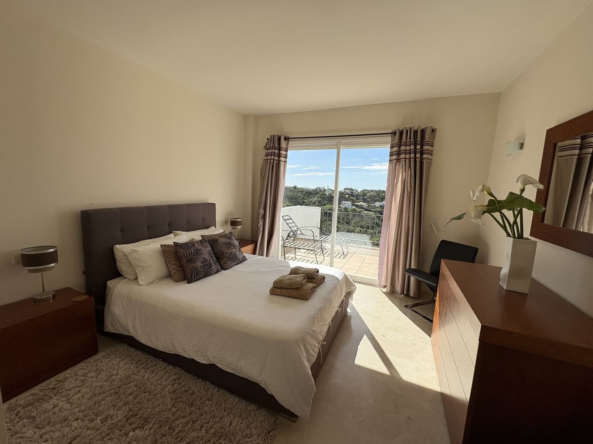 Penthouse in La Quinta — photo 9 of 10