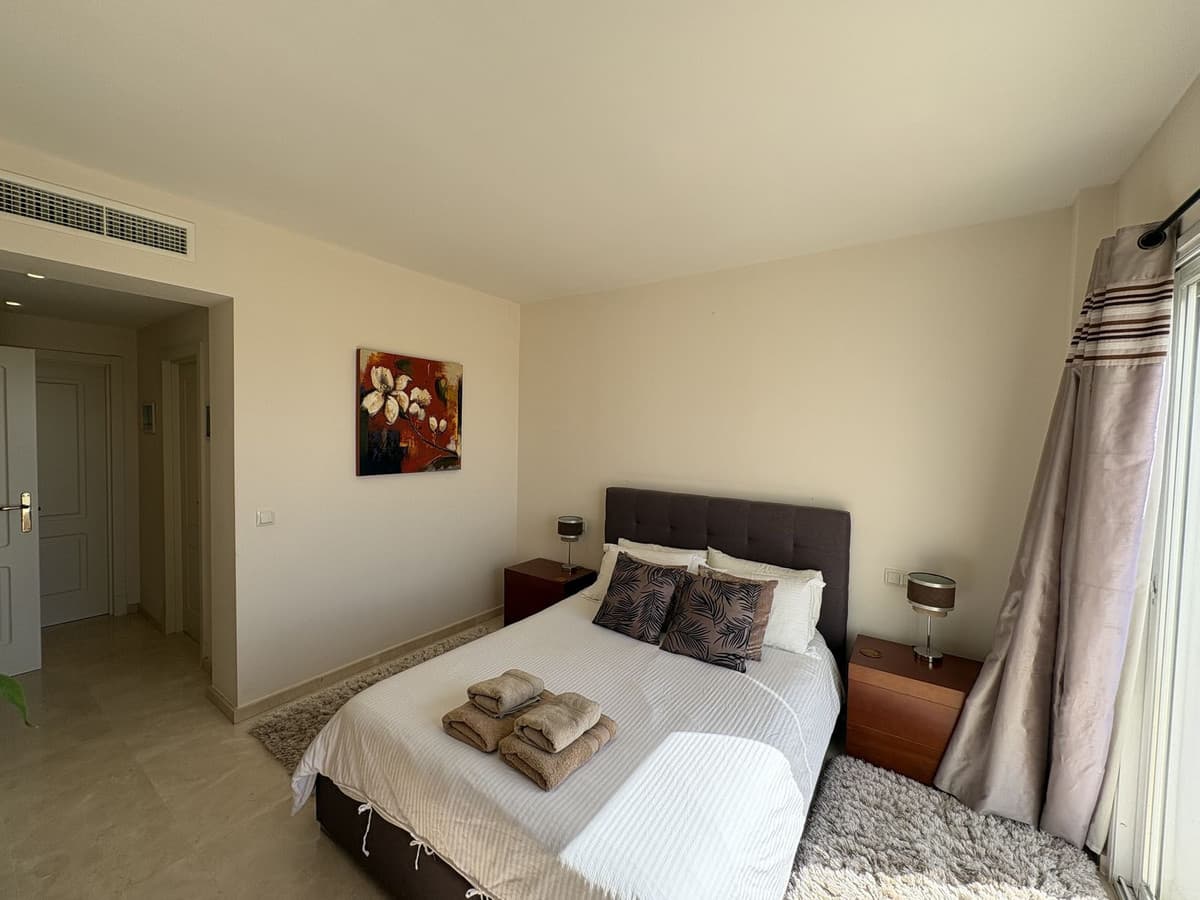 Penthouse in La Quinta — photo 10 of 10
