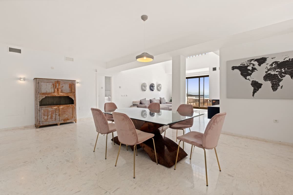 Penthouse in La Mairena — photo 10 of 10