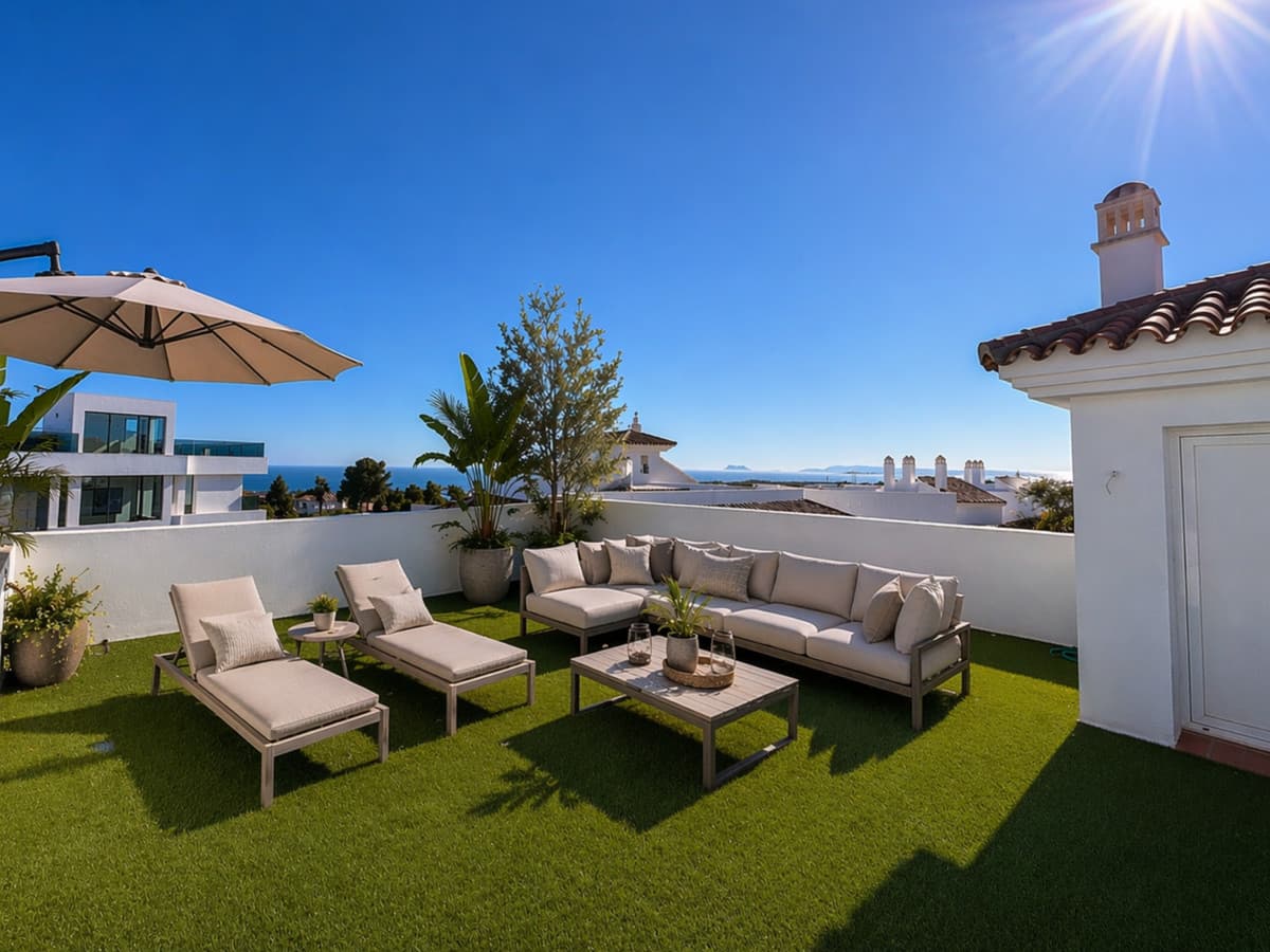 Penthouse in Benahavís — photo 1 of 10