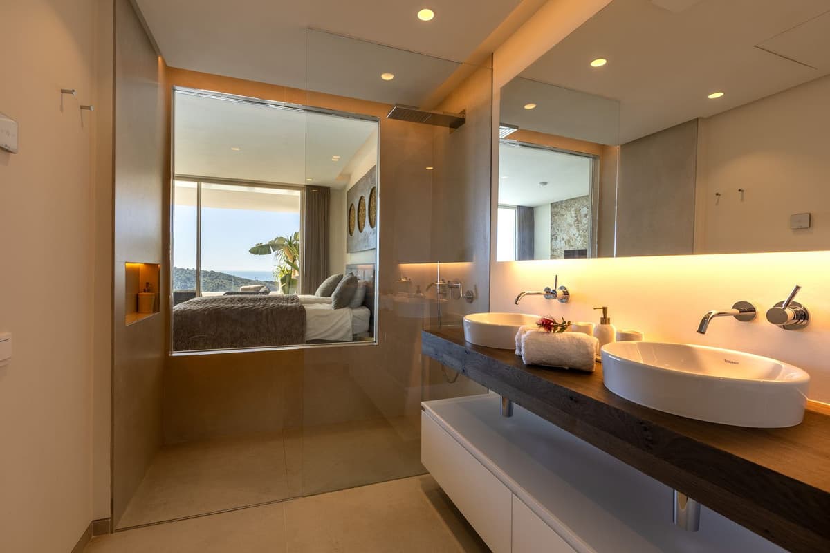 Middle Floor Apartment in Marbella — photo 5 of 10
