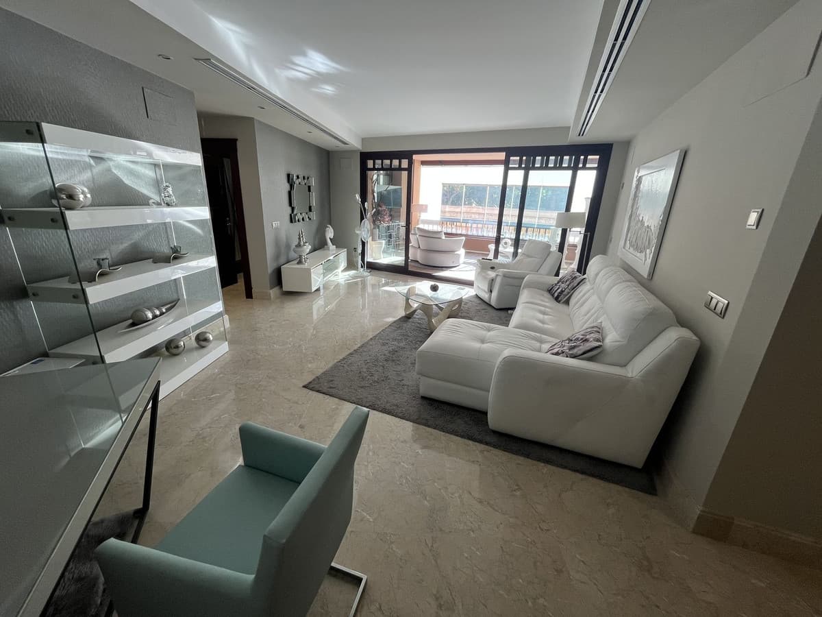 Ground Floor Apartment in Marbella — photo 10 of 10