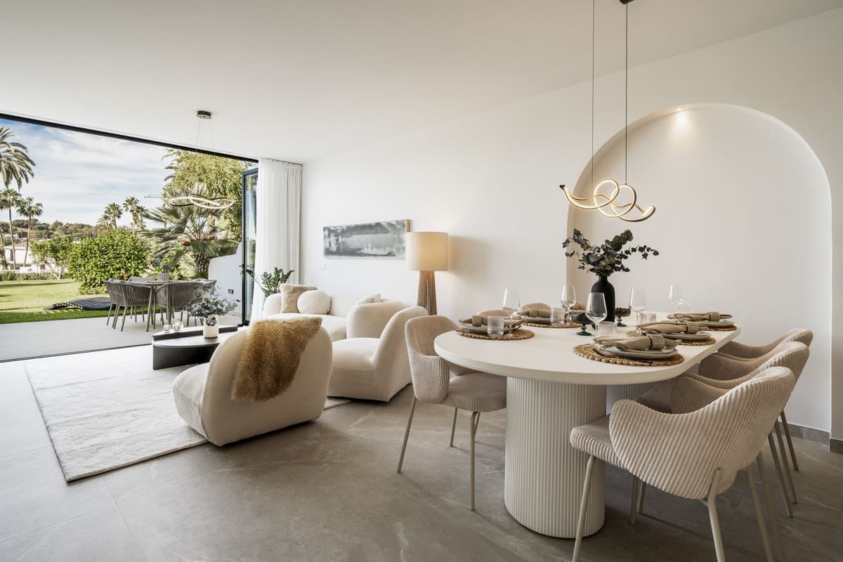 Townhouse in Nueva Andalucía — photo 4 of 10