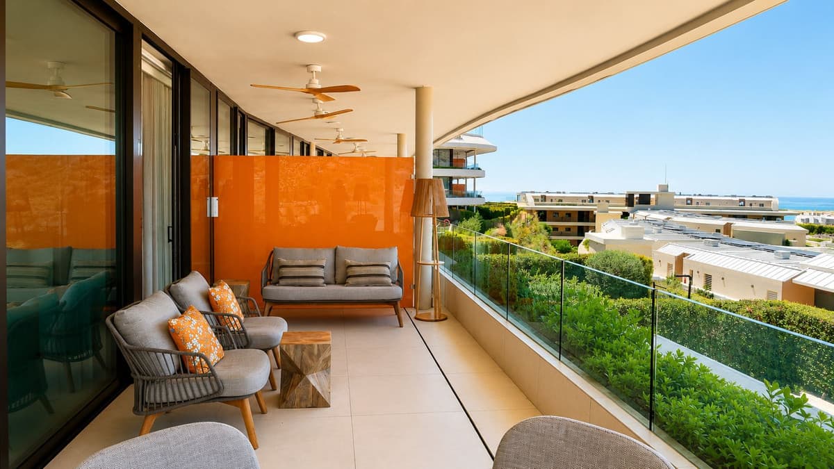 Middle Floor Apartment in Fuengirola — photo 6 of 10