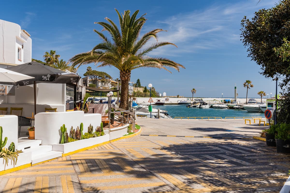 Penthouse in Puerto de Cabopino — photo 10 of 10
