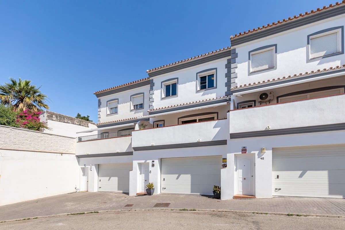 Townhouse in Coín — photo 2 of 10