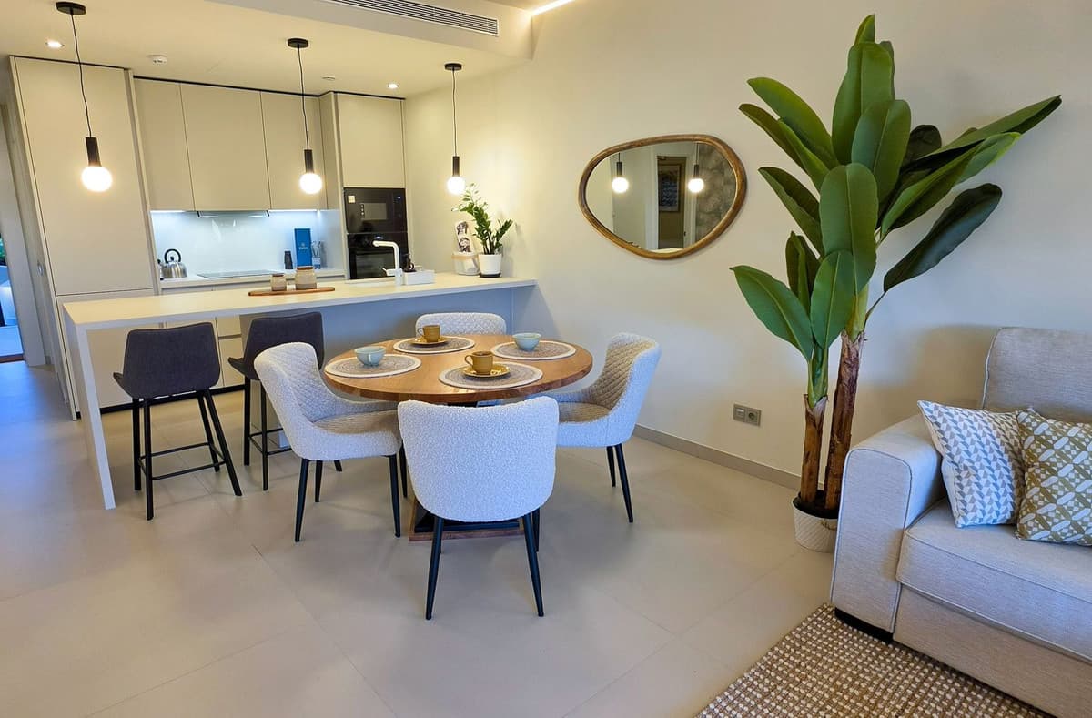 Ground Floor Apartment in Higueron — photo 4 of 10