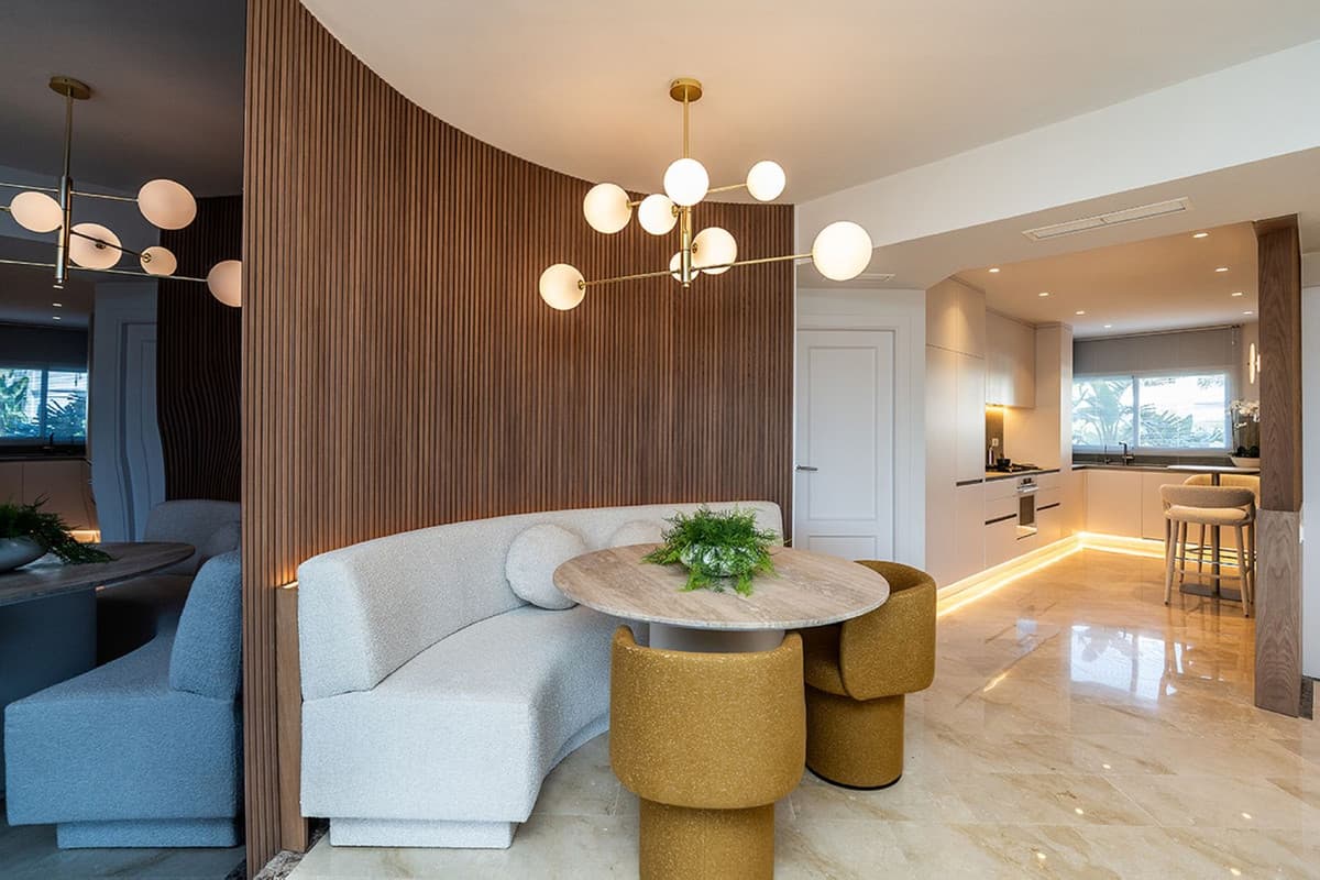 Middle Floor Apartment in Bel Air — photo 10 of 10