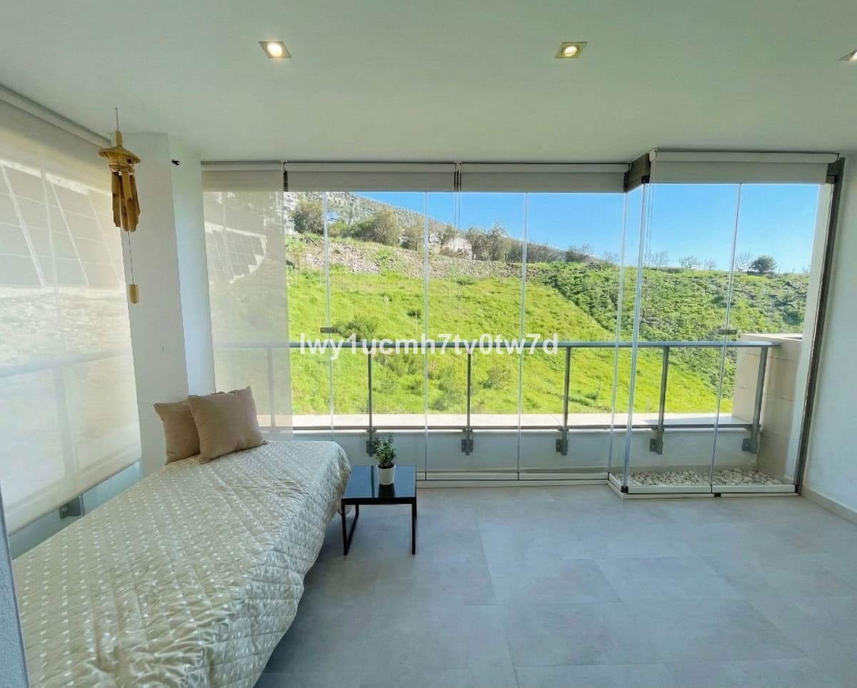 Middle Floor Apartment in Arroyo de la Miel — photo 5 of 10