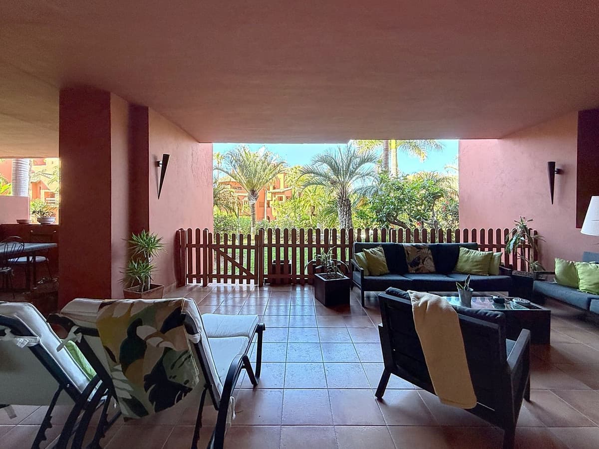 Ground Floor Apartment in Estepona — photo 6 of 10