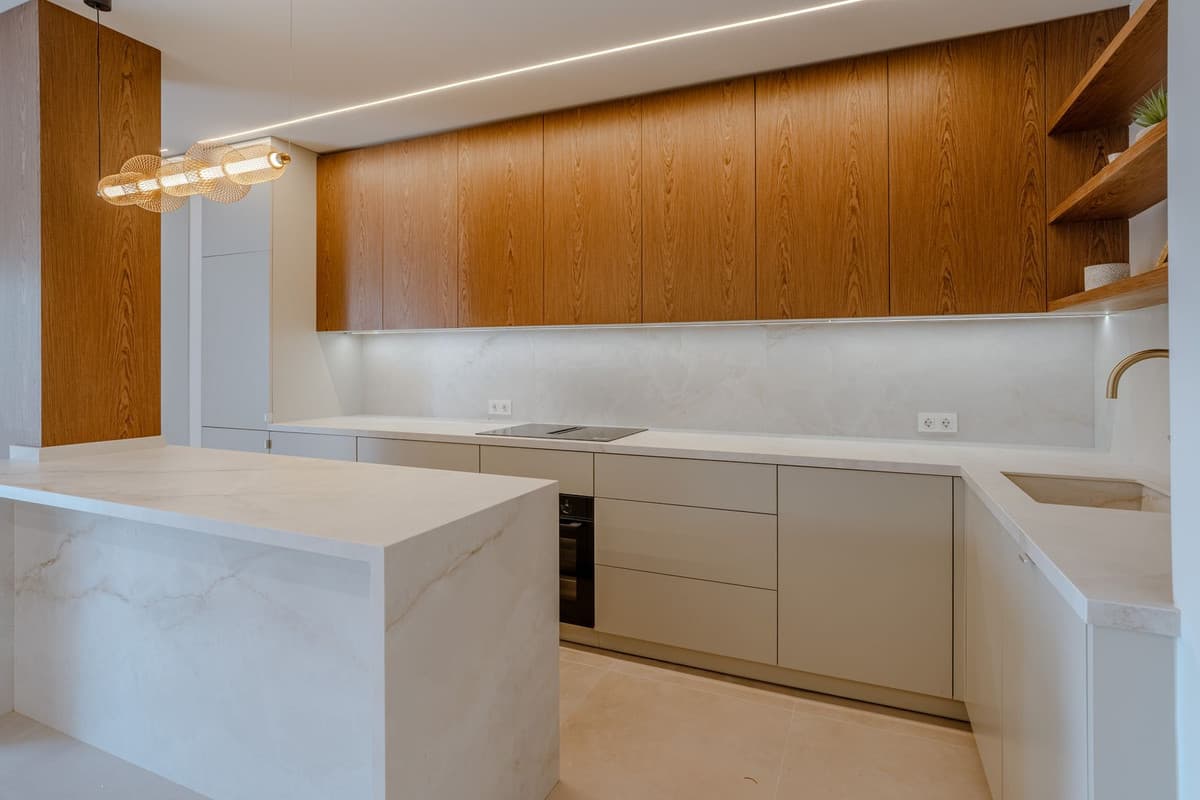 Middle Floor Apartment in Nueva Andalucía — photo 2 of 10