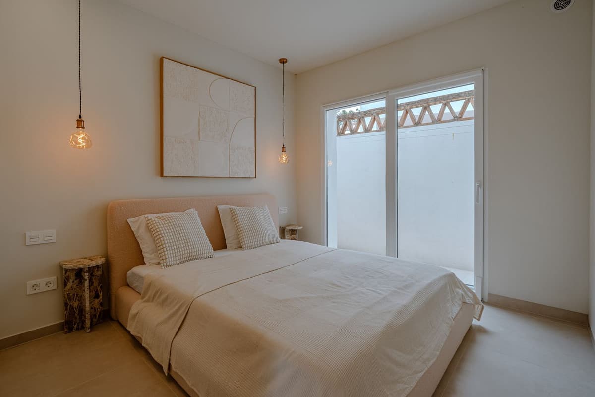 Middle Floor Apartment in Nueva Andalucía — photo 6 of 10
