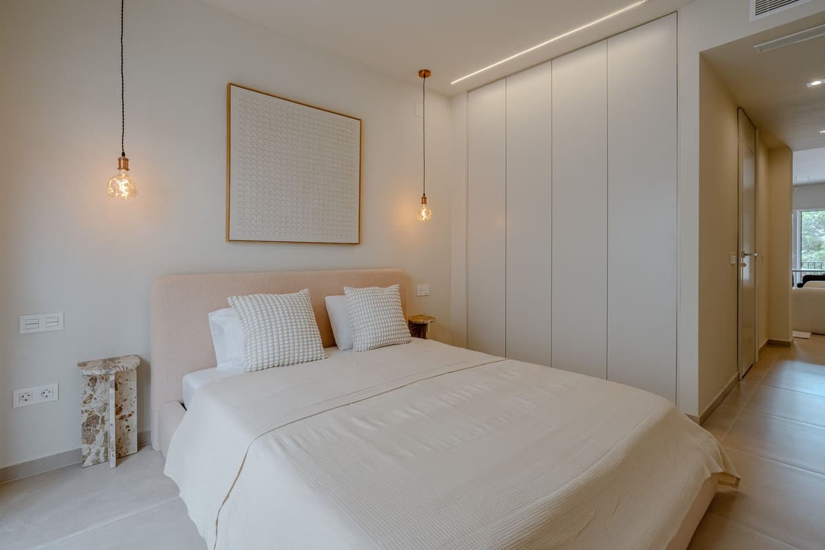 Middle Floor Apartment in Nueva Andalucía — photo 9 of 10