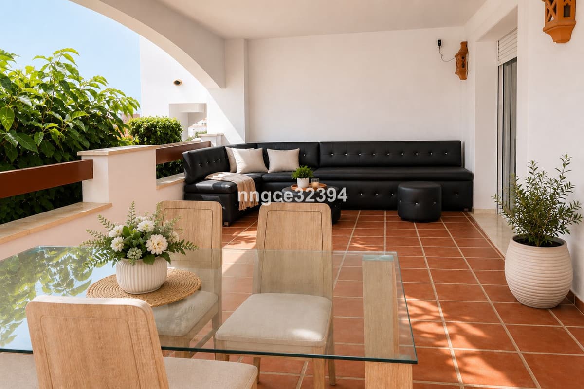 Ground Floor Apartment in Nueva Andalucía — photo 1 of 10