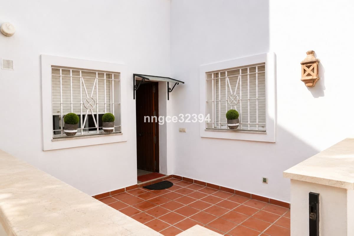 Ground Floor Apartment in Nueva Andalucía — photo 5 of 10
