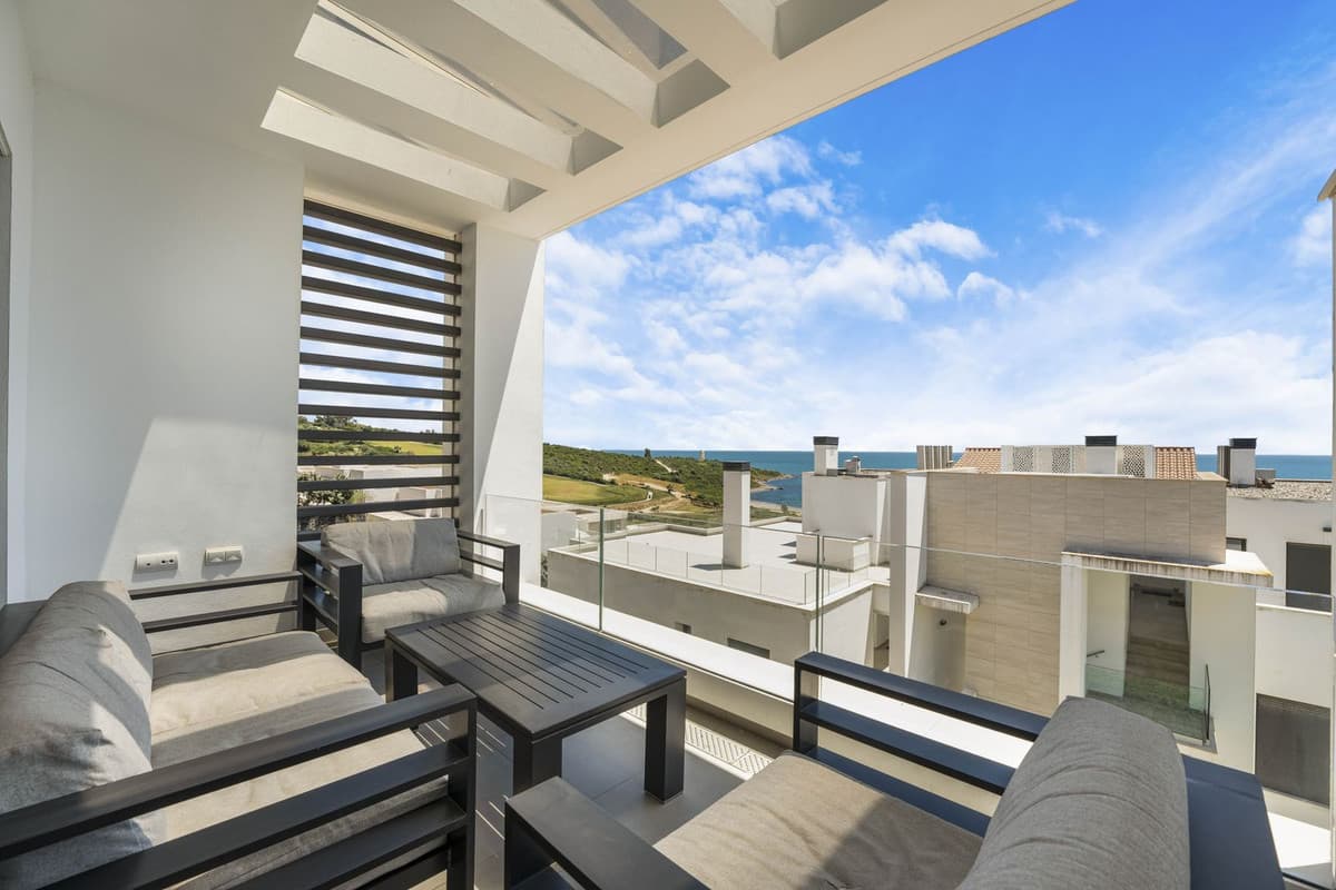 Duplex in San Roque — photo 1 of 10