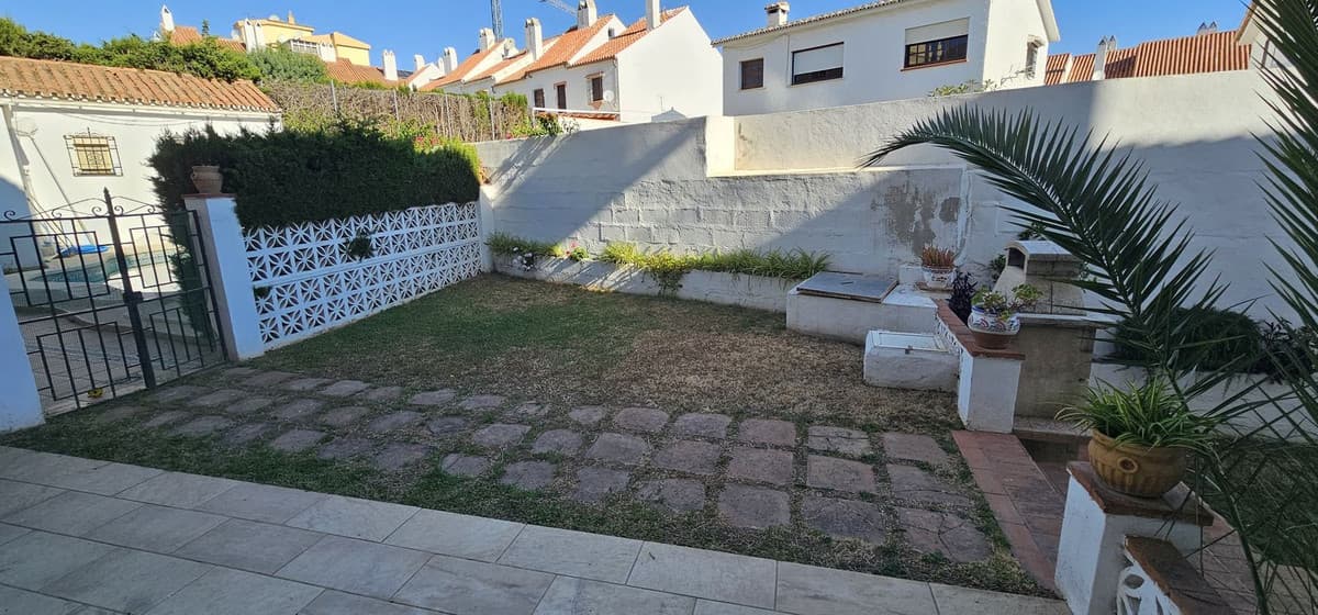 Ground Floor Apartment in Fuengirola — photo 3 of 10