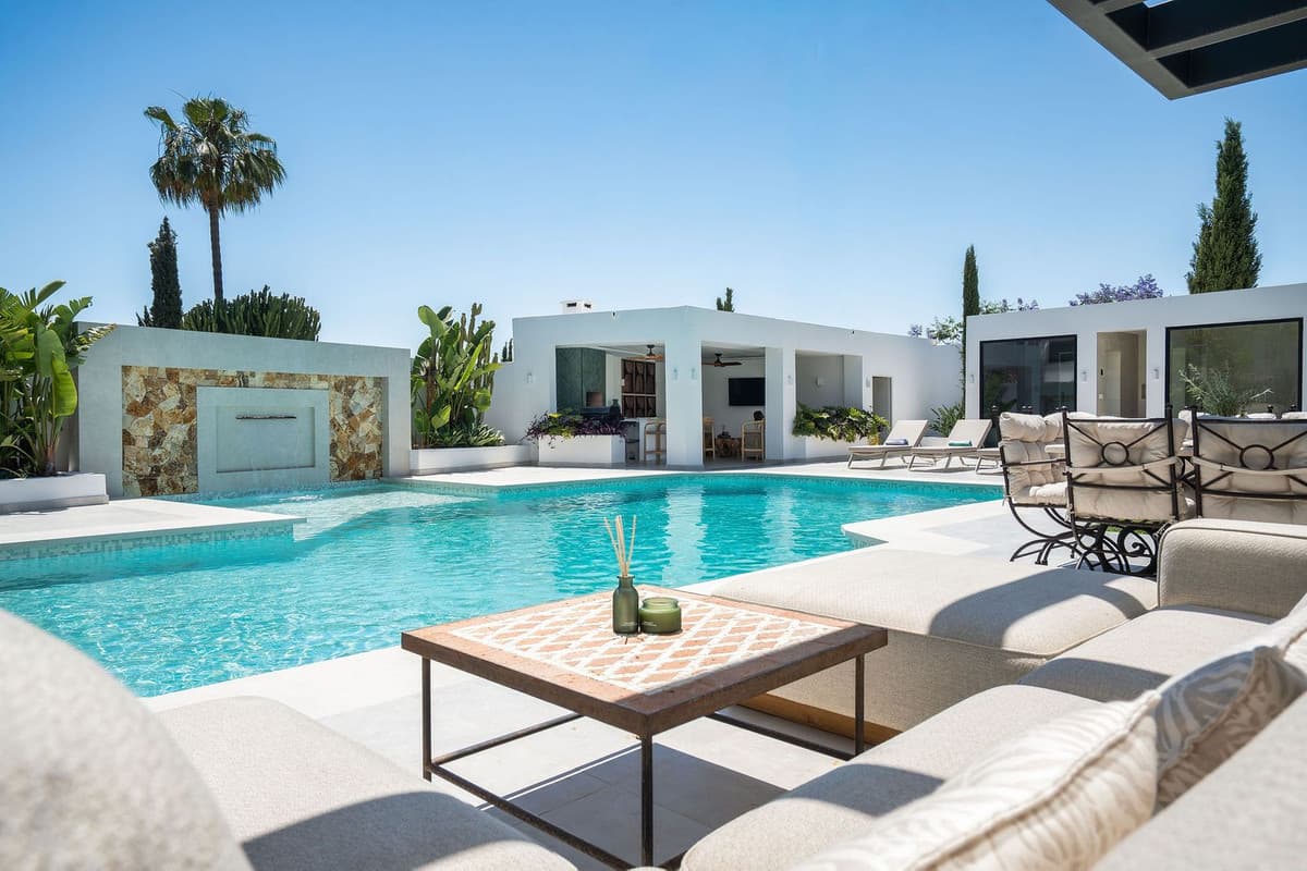 Detached Villa in Bel Air — photo 5 of 10