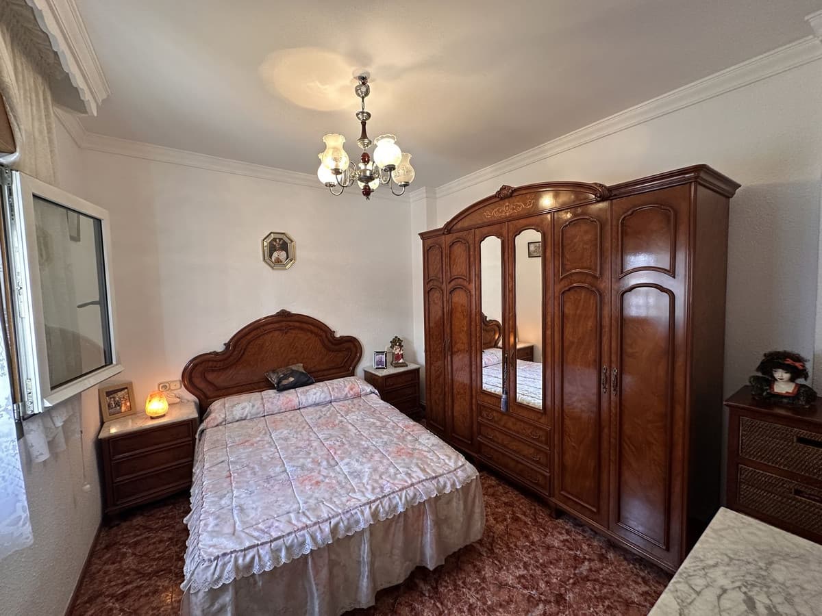 Semi-Detached House in Málaga Centro — photo 9 of 10