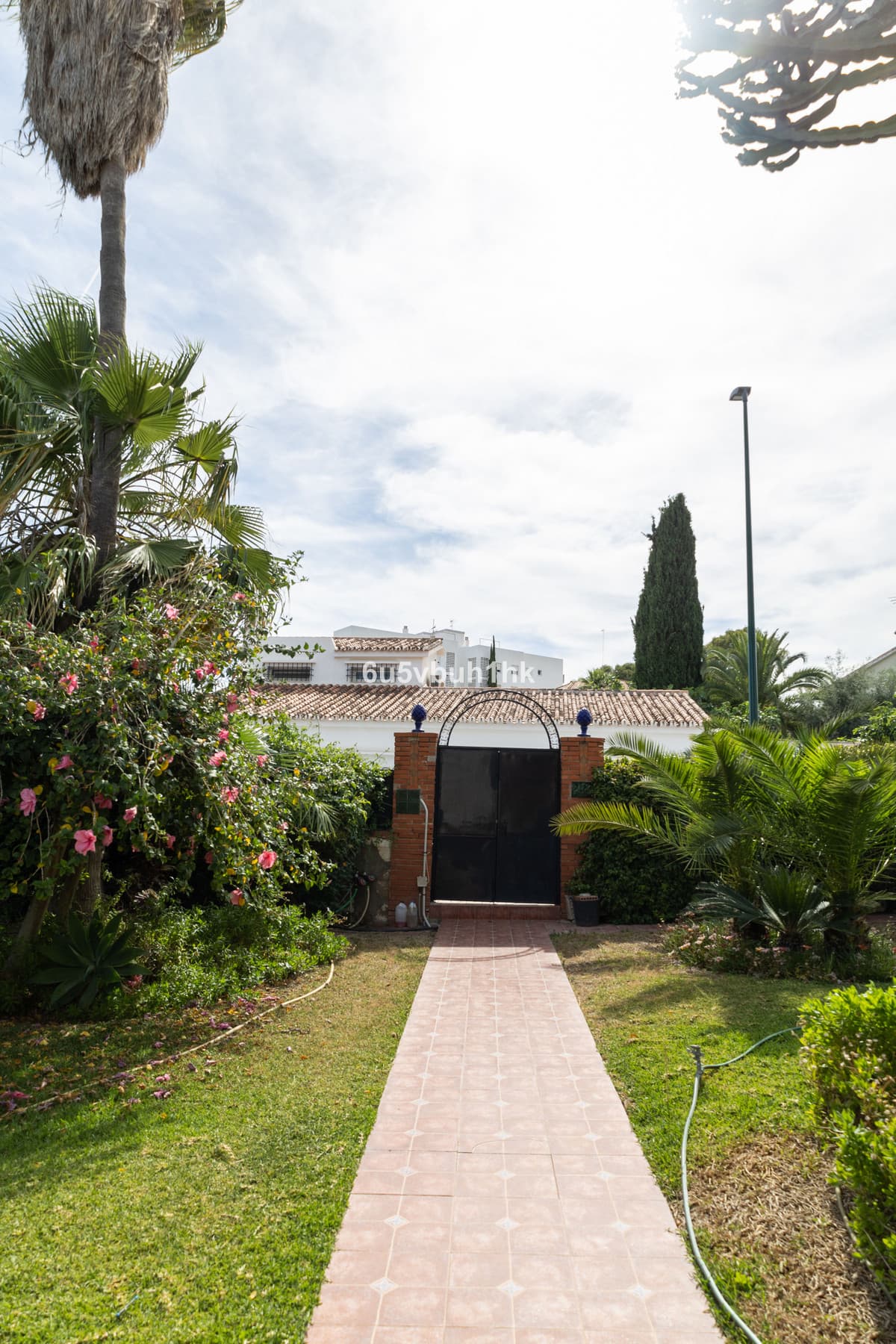 Townhouse in Málaga — photo 8 of 10