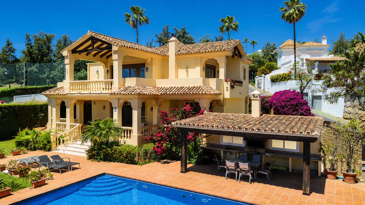 Detached Villa in La Quinta — photo 5 of 10