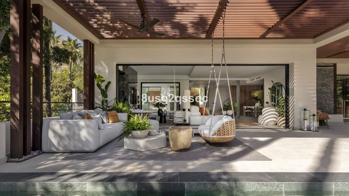 Detached Villa in Marbella — photo 5 of 10