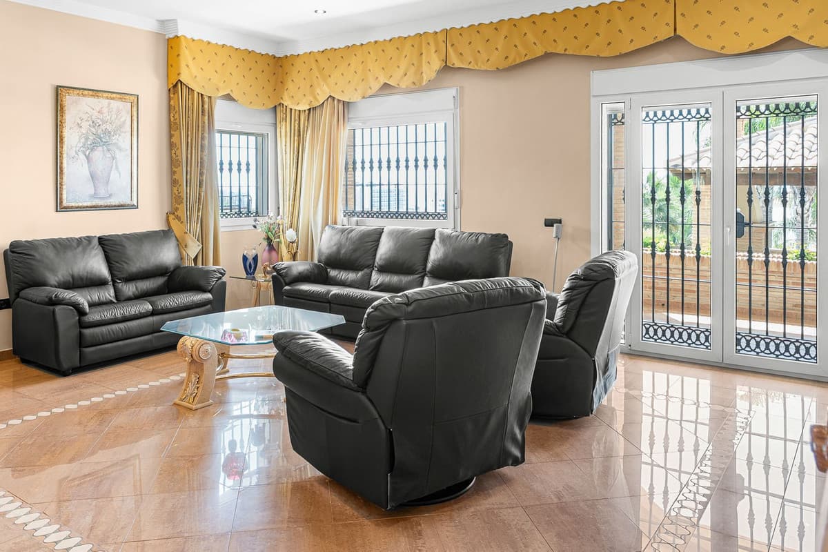 Detached Villa in Torrequebrada — photo 10 of 10
